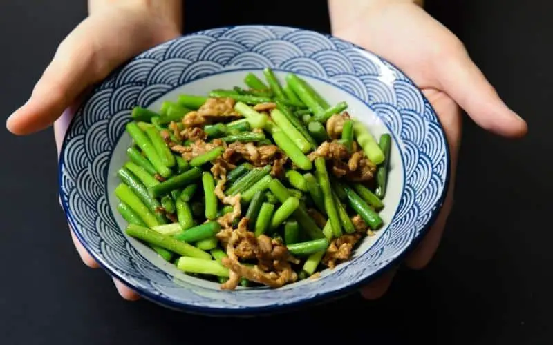 Sauted beans with pork